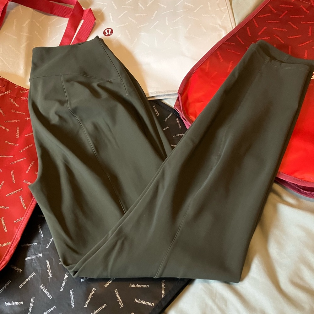 EUC Lululemon Here To There Pants, Sz 6, Dark Olive